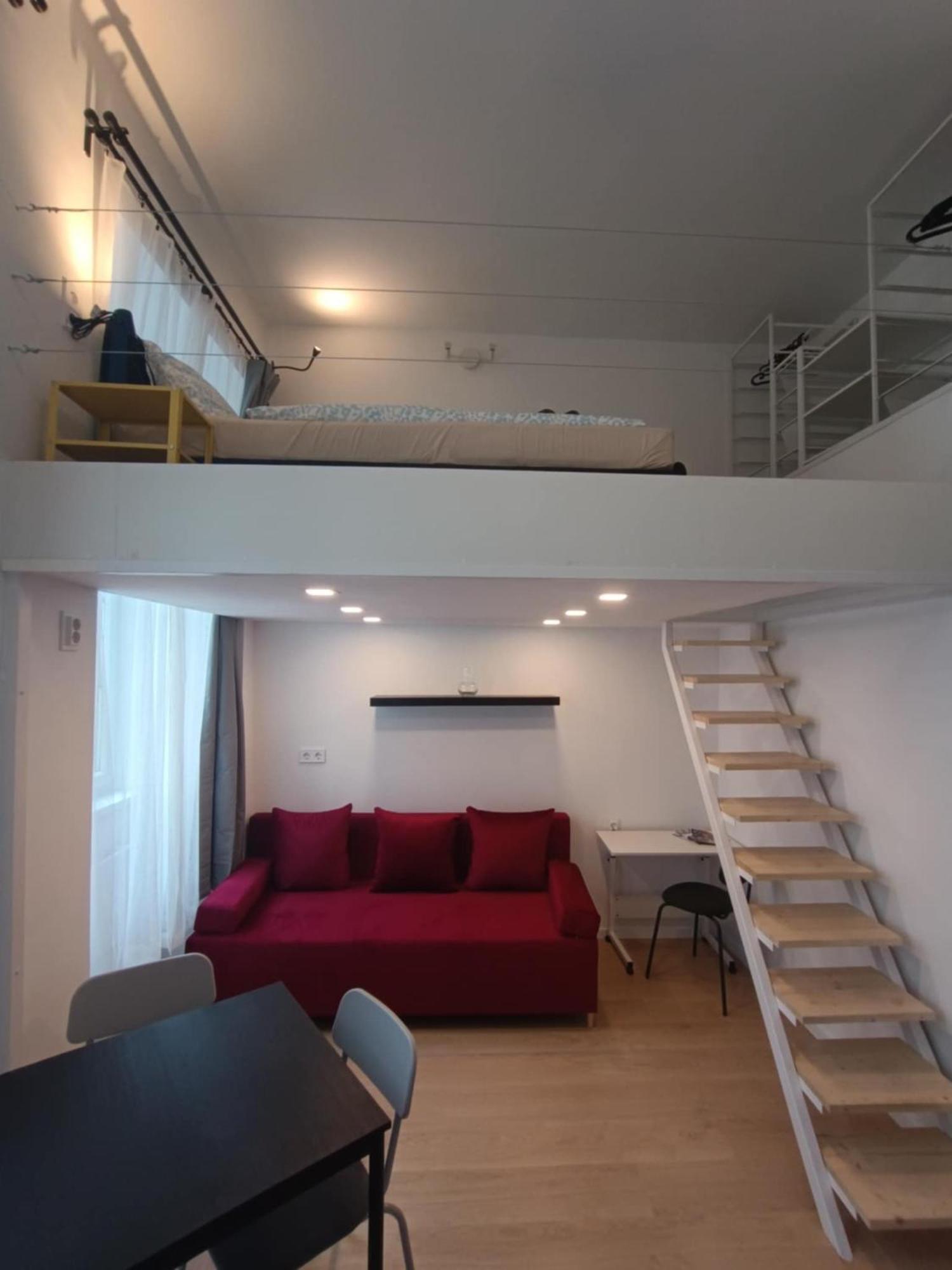 Niko's Apartament